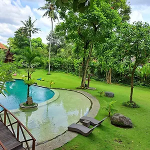 https://green-tree-house-villa-ubud.ubudhotelsnow.com
