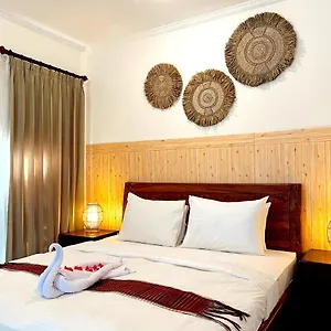 https://joker-guest-house.ubudhotelsnow.com